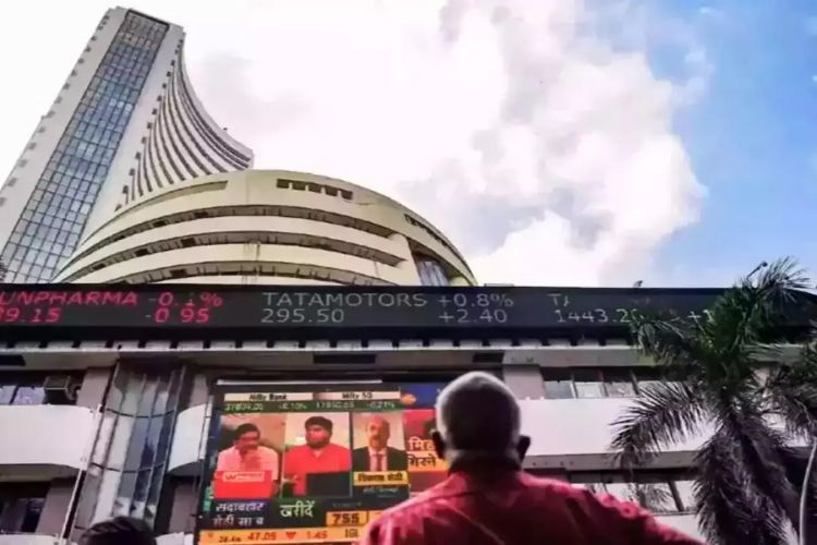 Domestic stock markets fall in early trade