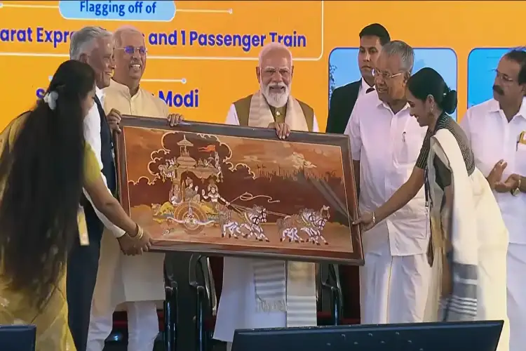 Kerala: PM Modi flags off 3 Amrit Bharat trains, development projects in Thiruvananthapuram, launches PM SVANidhi Credit Card