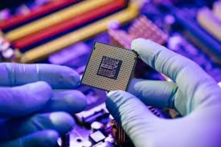 The government aims to manufacture 3-nanometer chips by 2032.