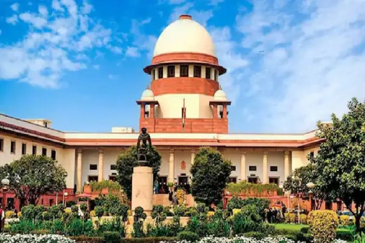 Amid uproar, SC stays UGC's new regulations, 2012 rules to continue