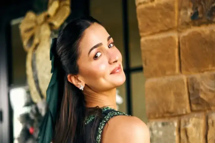 Alia Bhatt, sister Shaheen set to produce coming-of-age rom com 'Don't Be Shy'