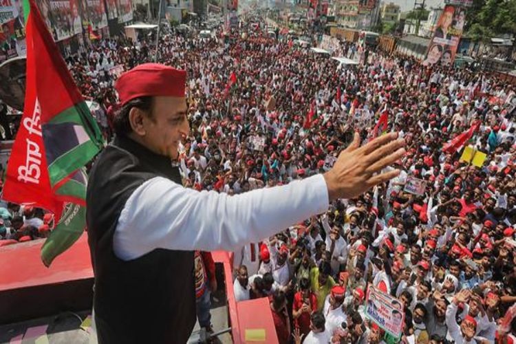 BJP should answer under whose pressure did it attack farmers again: Akhilesh Yadav