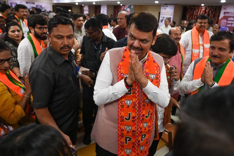 BJP and Congress women candidates file nominations for Nagpur mayoral post