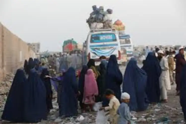 Nearly 94,000 Afghan families return in three months amid rights concerns