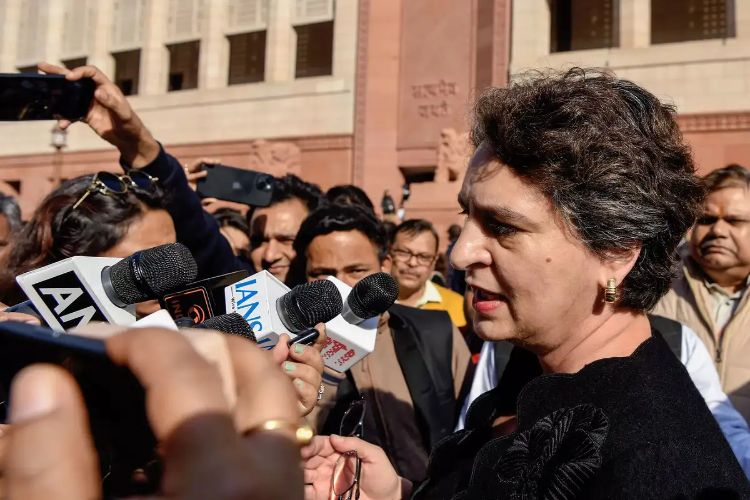 Birla's claim is completely false, the Prime Minister is hiding behind the Speaker: Congress