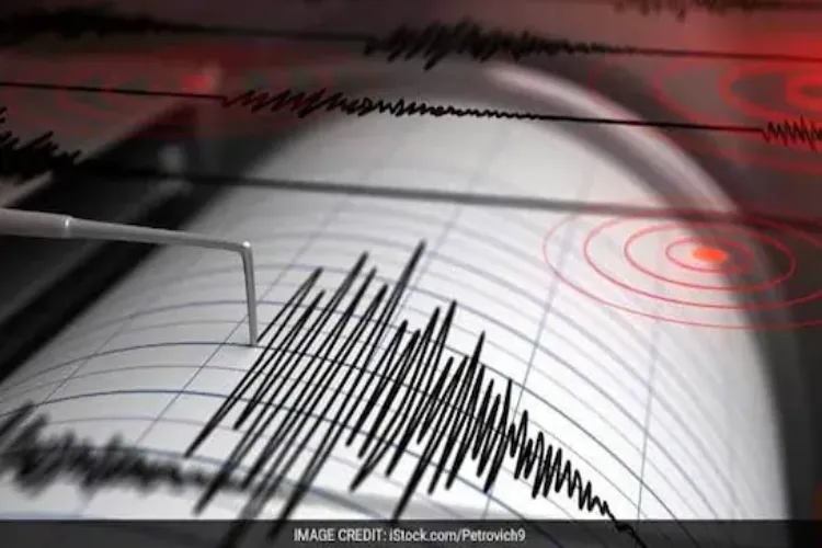Two earthquakes, measuring 4.4 and 4.5 magnitude, struck Tibet.