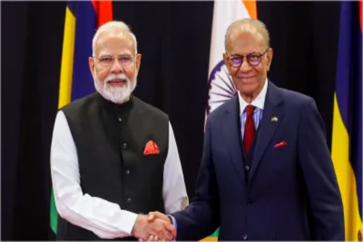 Prime Minister of Mauritius spoke to the Prime Minister over phone