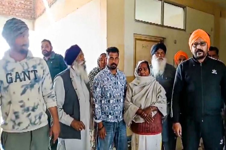 Punjab: Law student shoots himself after killing classmate in class