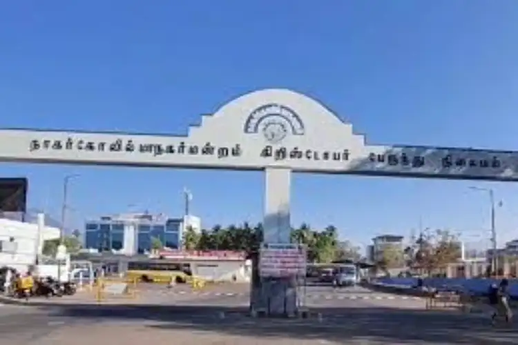 Tamil Nadu-Kerala bus services suspended as trade unions call nationwide strike against Central policies