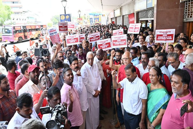 The nationwide shutdown had no effect in Bengal.