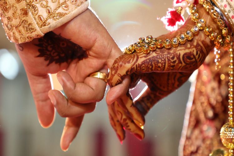 Average age of marriage increased to 29 years in last decade: Report