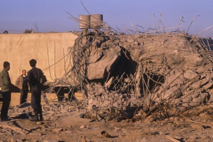 February 13: US bombers target residential areas of Baghdad.