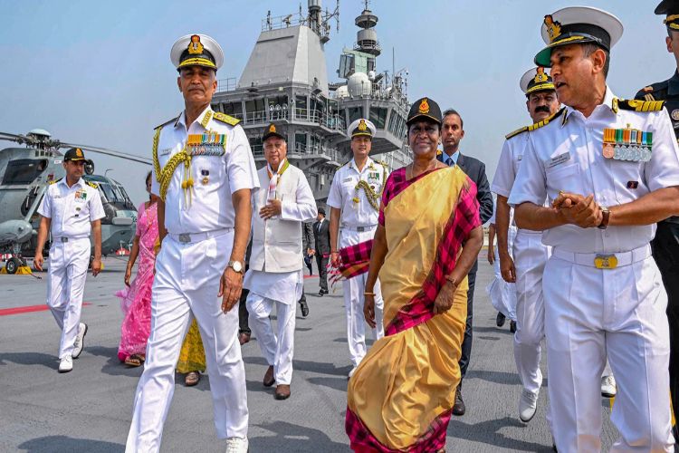 Indian Navy fully alert to protect the country's maritime interests: President Murmu