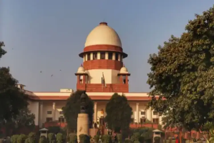 Supreme Court slams freebies by political parties, urges planned schemes for state welfare