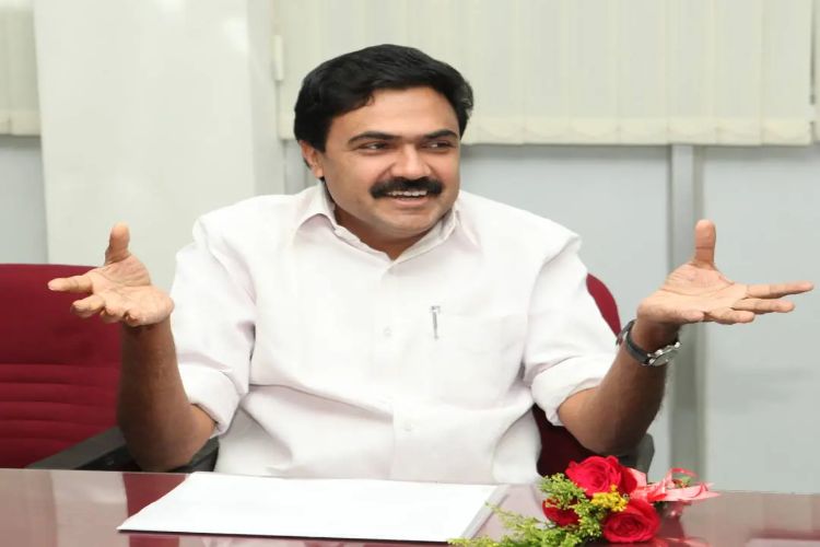 Changing liquor shop timings is not a change in policy: Jose K. Mani