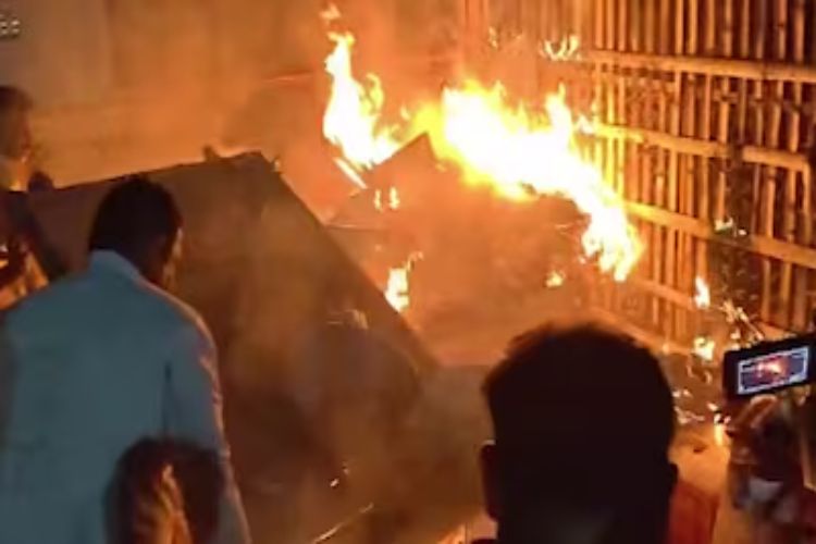 Tension prevails during Shivaji Jayanti procession in Bagalkot, Karnataka; prohibitory orders imposed