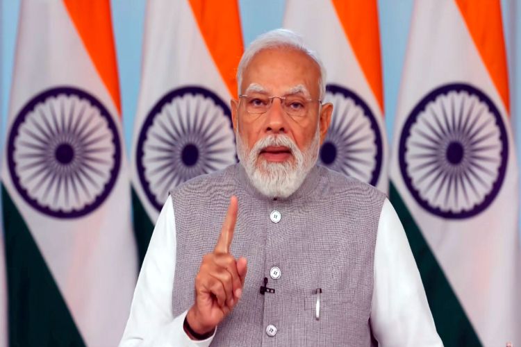 Modi calls on Indian companies to invest and take advantage of budget announcements