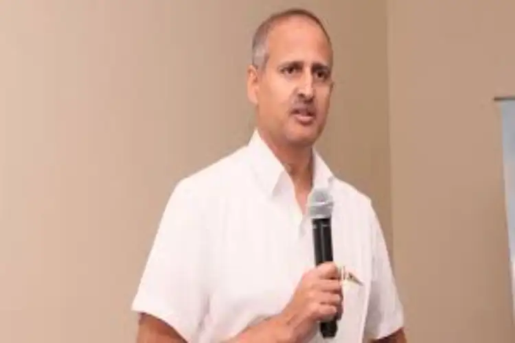 APNRT monitoring 10 lakh AP workers in Gulf, says CEO Vemuri Ravi