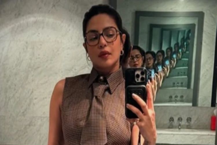 Priyanka Chopra Jonas extends best wishes on Holika Dahan