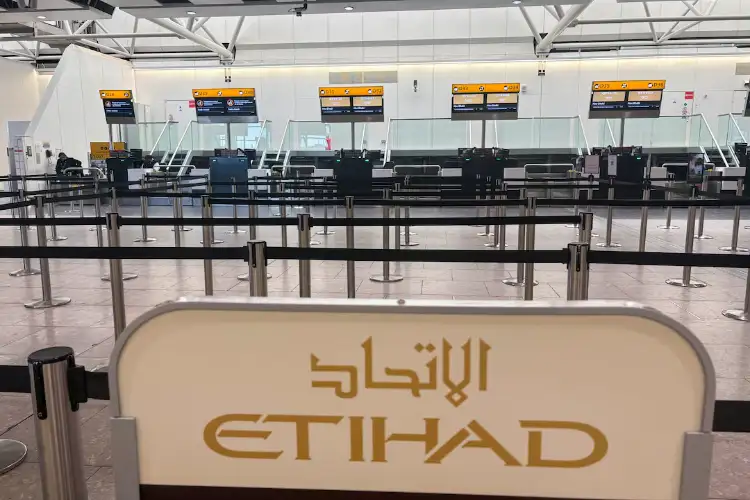 Etihad Airways resumes limited flights from Abu Dhabi