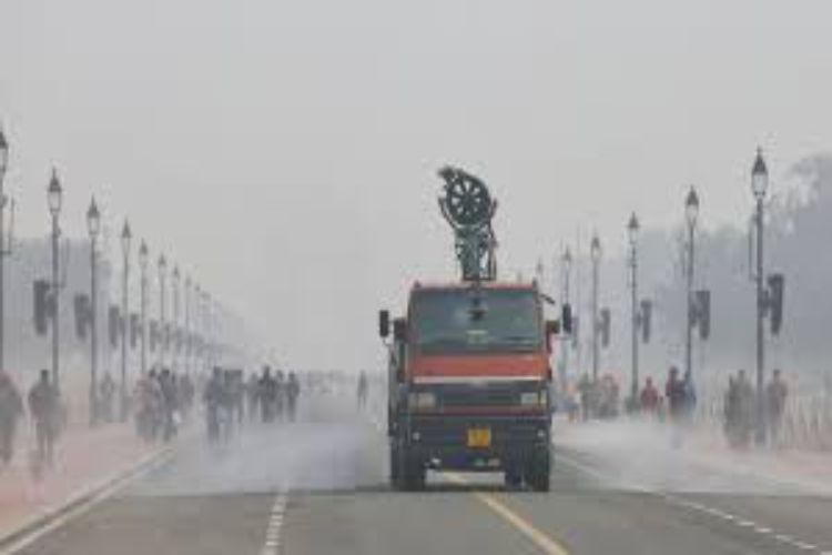 Delhi wakes to sunny morning, air quality in 'poor' category