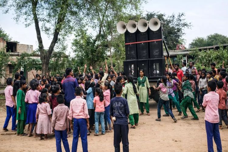 Garhwa headmaster suspended for dancing with students to 'obscene' song
