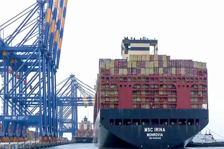 UBS flags margin risks for Indian OMCs as crude volatility intensifies amid West Asia crisis