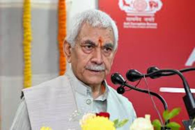 Jammu and Kashmir Lieutenant Governor lauds CISF personnel for their bravery on Raising Day