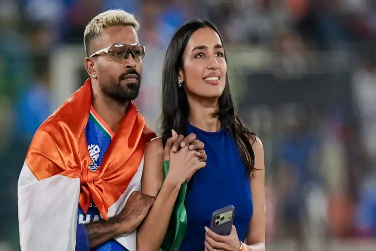 Pune lawyer files police complaint against Hardik Pandya for insulting the national flag