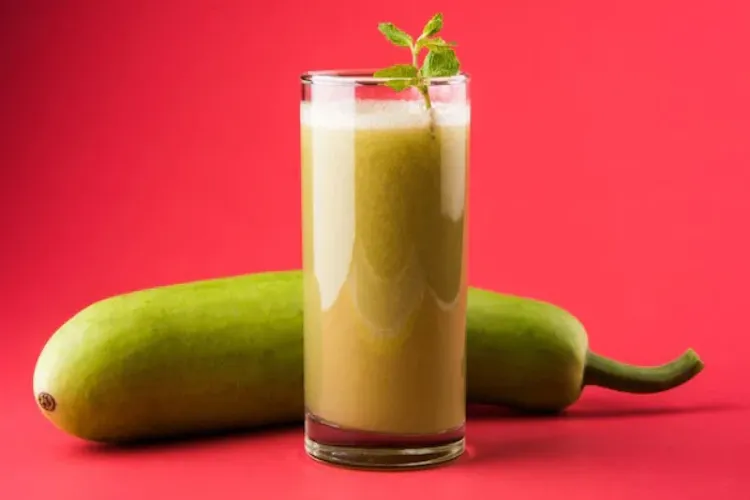 Drinking Bottle Gourd Juice on an Empty Stomach: Benefits and Precautions