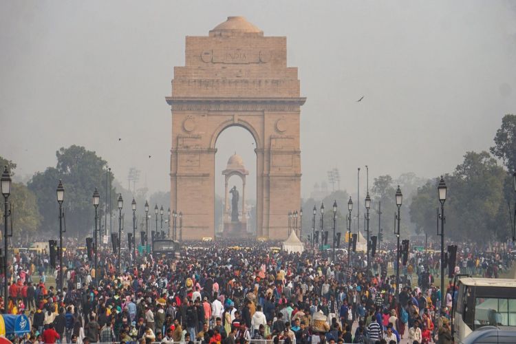 Delhi records hottest morning of the year, minimum temperature at 20.4 degrees Celsius