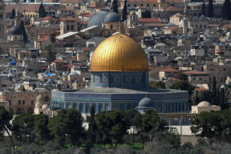 OIC, Arab League, and African Union Condemn Closure of Al-Aqsa Mosque