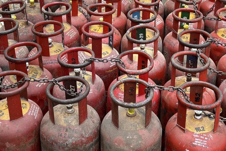 There is no shortage of LPG and petroleum products in Manipur: Officials