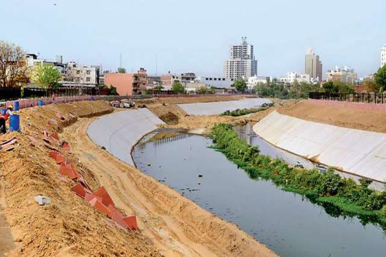 A project report will be prepared for the construction of a traffic corridor along the banks of the Dravyavati River in Jaipur.