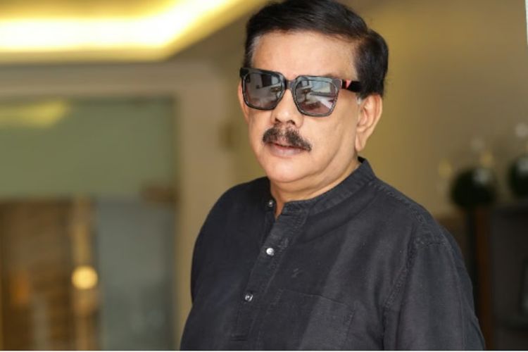 Hindi films are based on similar stories: Priyadarshan