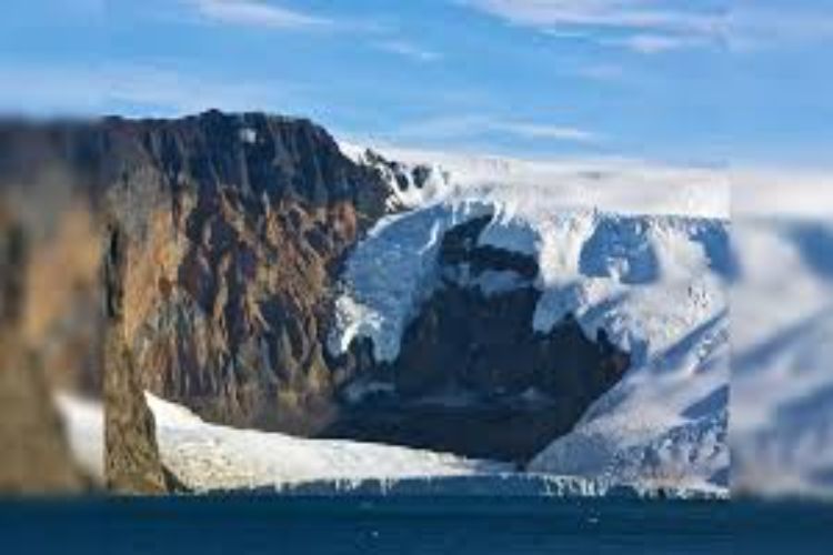 Microbes in Antarctica stay active even in winter by drawing energy from the air: Study