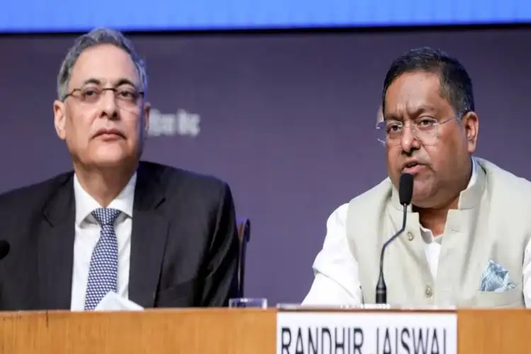 Over 2 lakh Gulf passengers returned to India: MEA official says Indians in Iran crossed into Armenia, Azerbaijan