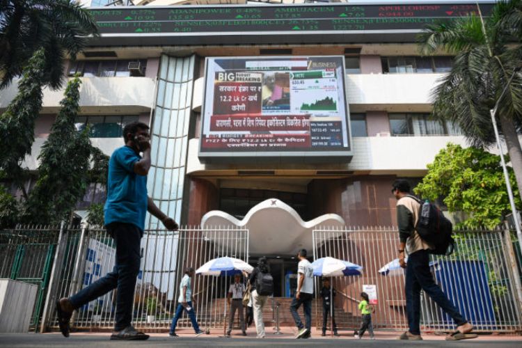 Bomb threat received in Gujarat Assembly premises during budget session; search underway