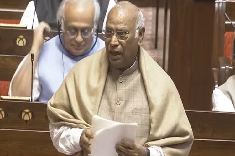 Kharge bids farewell to retiring Rajya Sabha members, demands review of House rules
