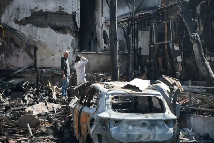 Iran to target 'enemy infrastructure' following Israeli jets hitting Iranian gas facility