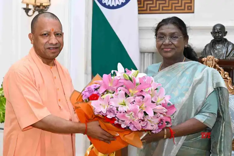 President Droupadi Murmu arrives in Ayodhya; CM Yogi Adityanath extends warm welcome for Ram Mandir visit