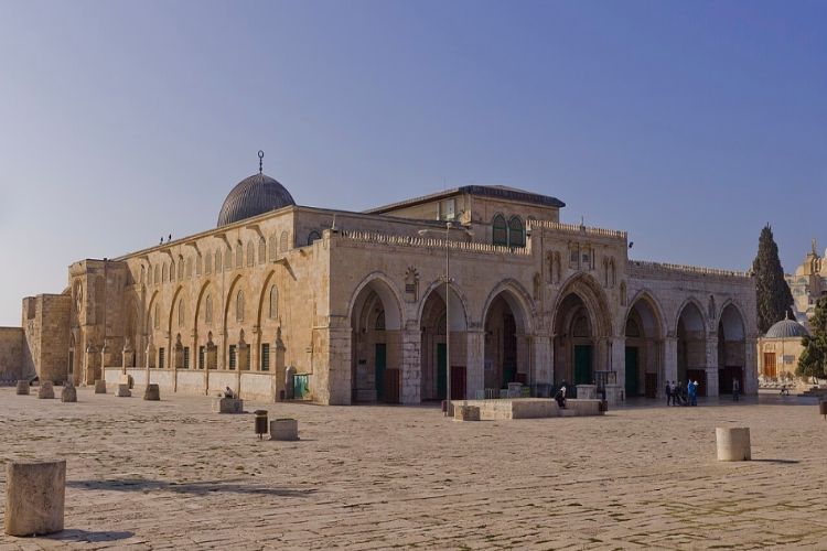 Al Aqsa Mosque in Jerusalem was closed for the first time since 1967 on the occasion of Eid.
