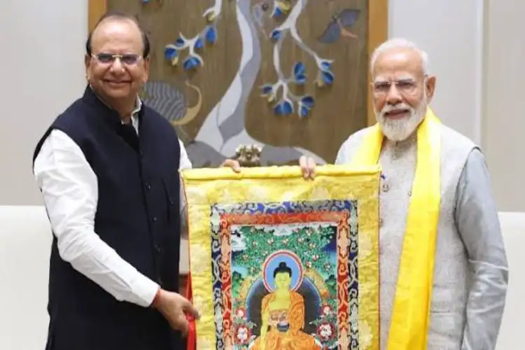 Lieutenant Governor of Ladakh meets Prime Minister Modi