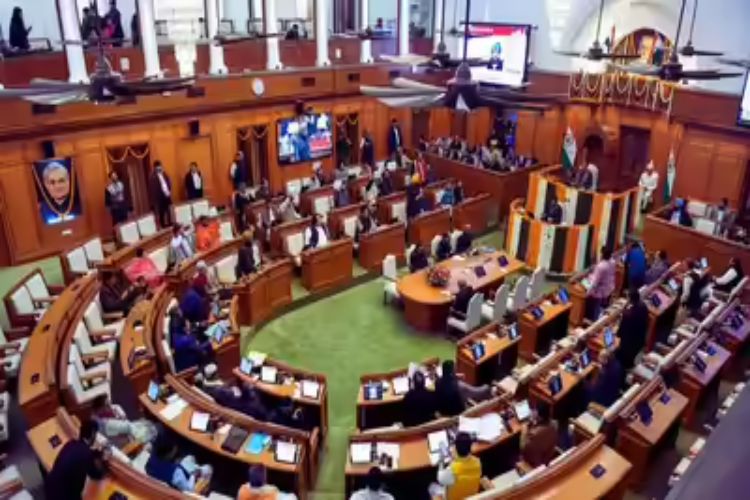Bomb threat to Delhi Assembly