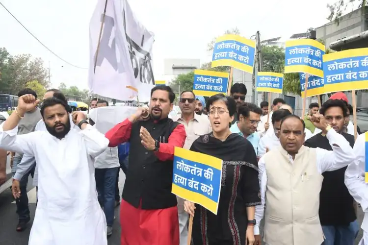 Atishi, AAP MLAs hold protest outside Delhi Assembly over governance failures