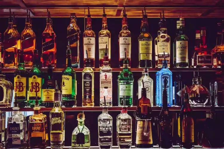 Liquor Industry seeks 15 per cent hike in prices, blames West Asia crisis