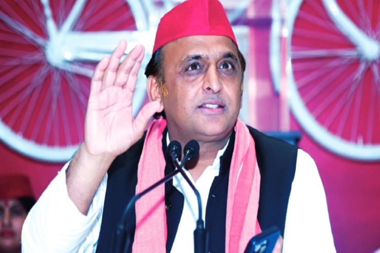 LPG means 'missing gas': Akhilesh Yadav