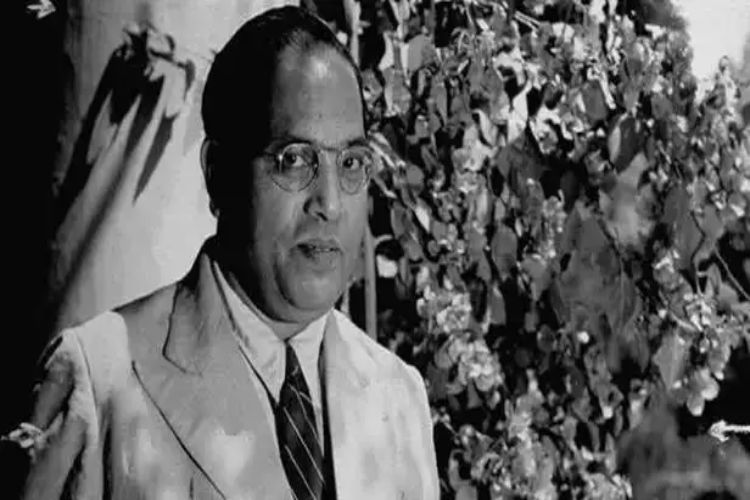 March 31: Ambedkar was posthumously awarded the ‘Bharat Ratna’.