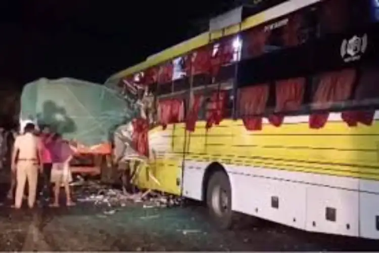 Tamil Nadu: Passenger van, lorry collide on Chennai Trichy National Highway, injured shifted to Govt Hospital