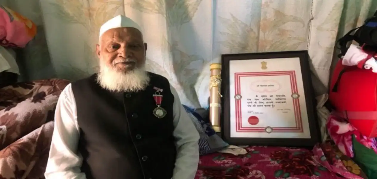 The True Face of Humanity: The Untold Story of Ayodhya's Padma Shri Mohammad Sharif